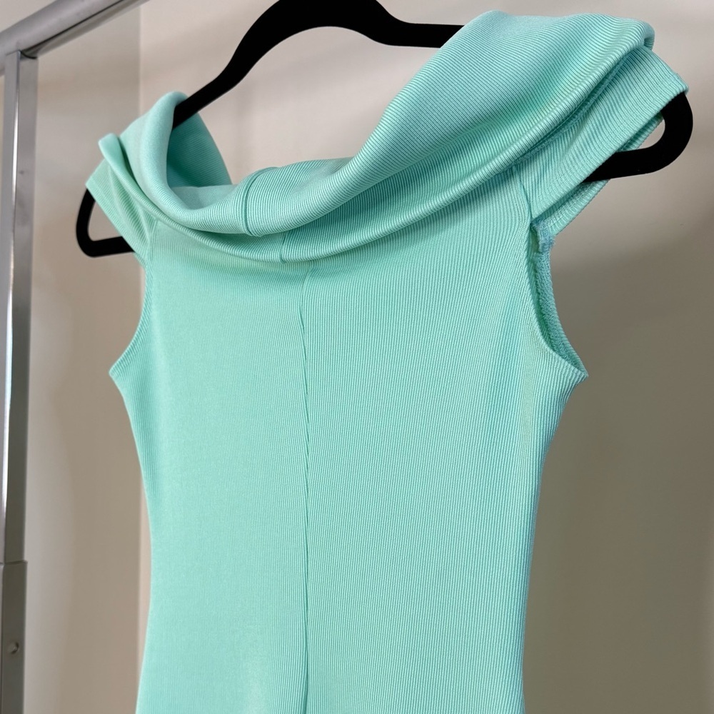 Goddiva London Mint Green Bodycon Dress Size 6 Off-Shoulder Midi Cocktail Dress - Picture 5 of 10